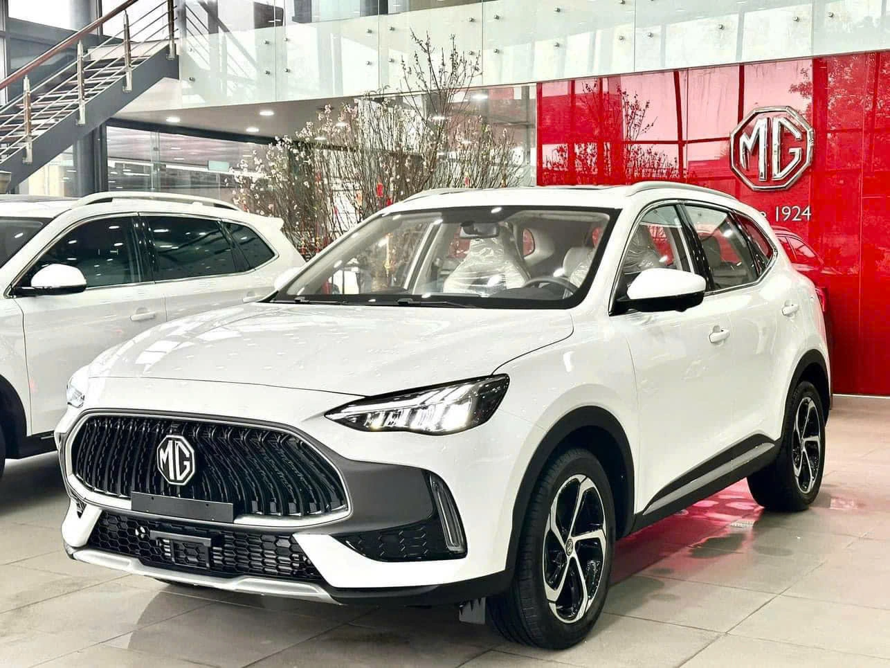 Giá xe MG HS 2026 nhập Thái