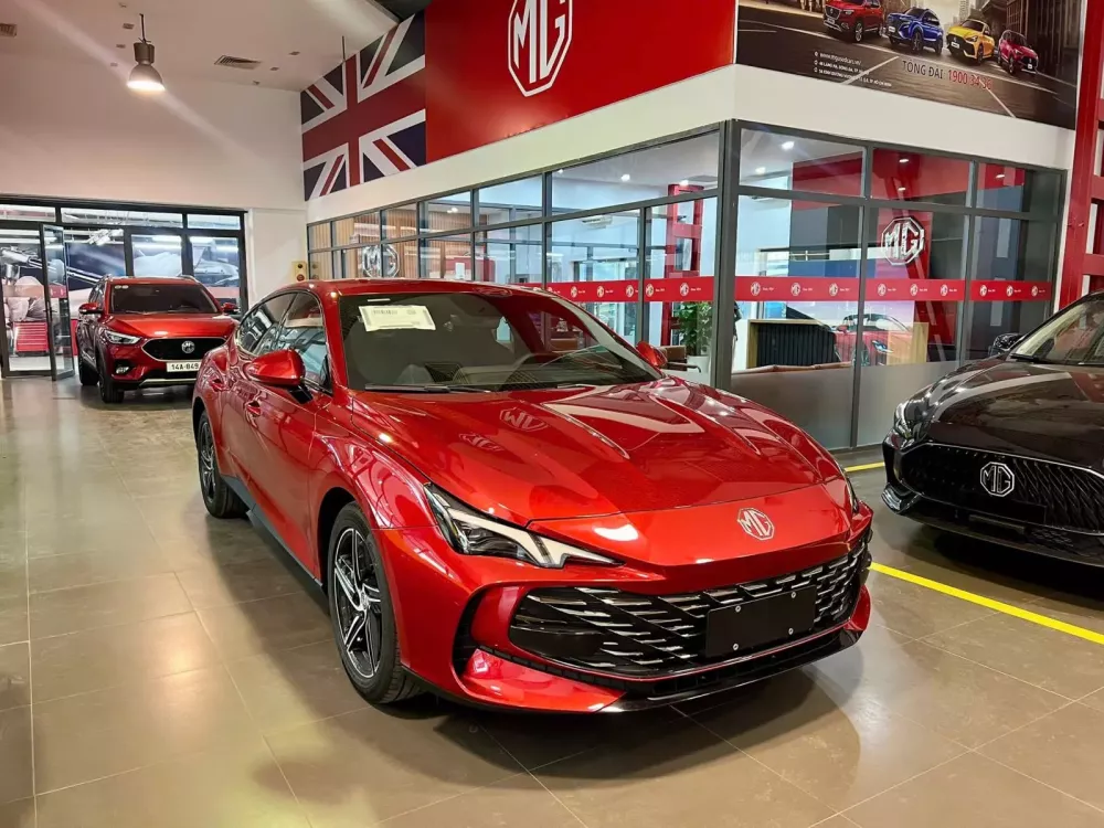 Giá xe MG7 2026 màu đỏ